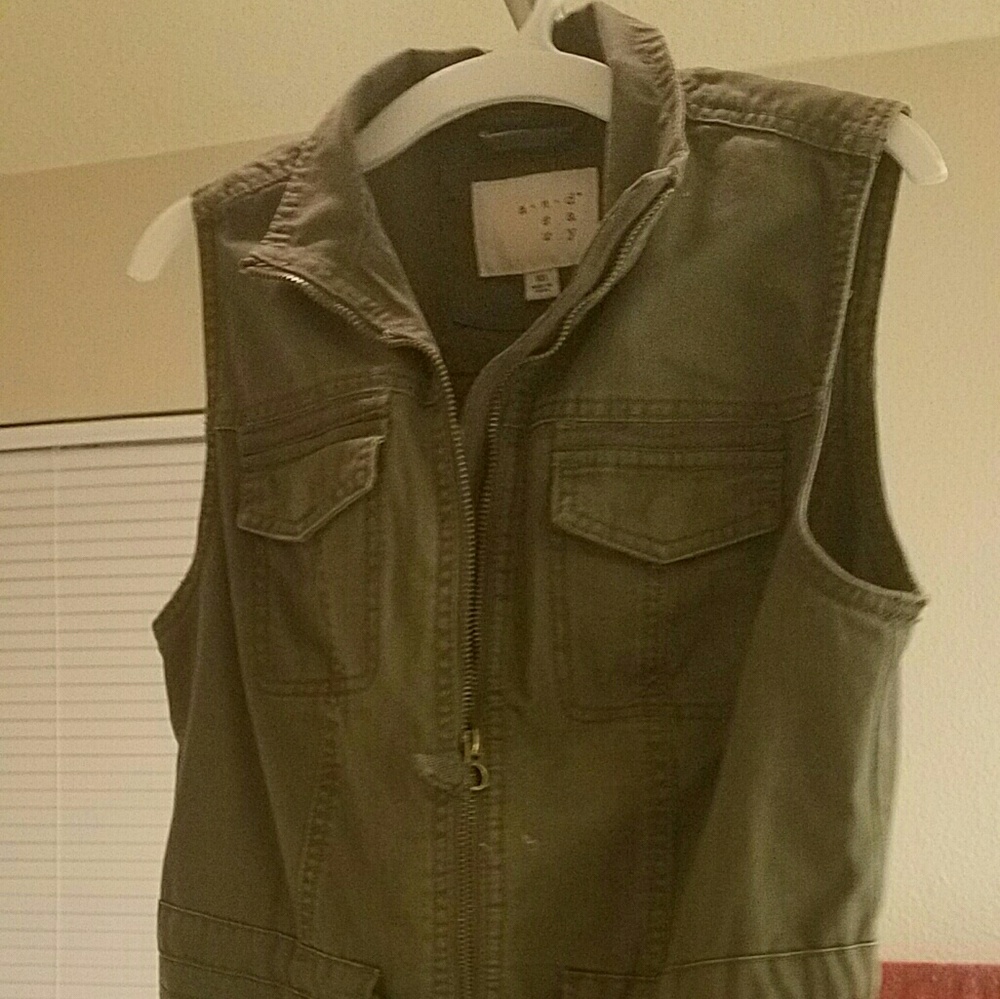 Green Vest